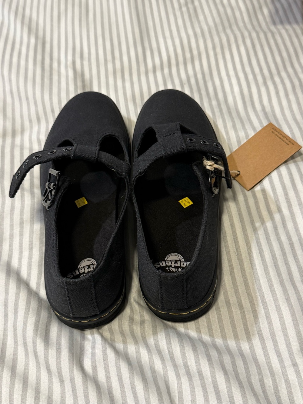 🆕 Dr. Martens women Black Woolwich flats - Picture 4 of 8